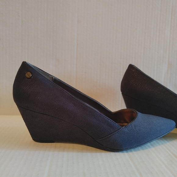 Calvin Klein Navy Blue Wedge Heels/Pumps Women's Size 8.5 M - Picture 2 of 11